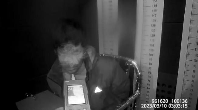 安丘某男子醉駕!自投羅網(wǎng)進(jìn)了派出所... 安丘某男子醉駕!自投羅網(wǎng)進(jìn)了派出所...