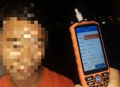 妻子把車鑰匙藏起來，也攔不住男子酒駕......