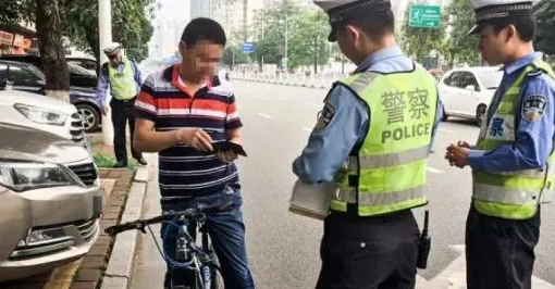 酒后騎自行車也算酒駕？交警：喝酒騎自行車也屬于是酒駕！